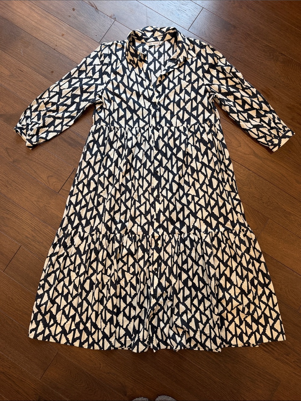 Zara Long Print Collar Dress in Black/Off White Size XL - C30-110